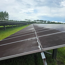 Onsite-cleaning-a-heavily-soiled-Georgia-utility-scale-solar-farm 1
